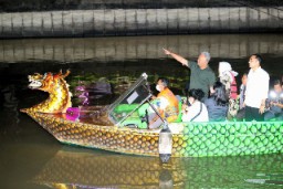 Pemkot Surabaya Padukan Sungai Kalimas dengan Potensi Disekitarnya