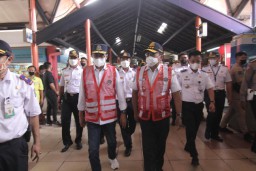 Menhub Tinjau Terminal Purabaya yang Mengalami Kenaikan Penumpang hingga 9