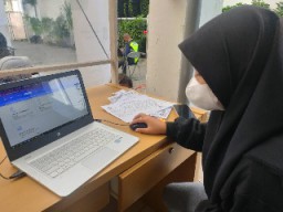 Dispendik Surabaya Gelar Latihan Pendaftaran PPDB SMPN