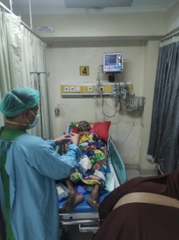 Pemkot Surabaya Beri Penanganan Medis Terbaik Untuk Cak Sapari