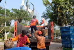 Surabaya Bergerak Kerja Bakti Bersama Bersihkan Saluran Dimulai