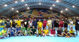 Gelar Futsal Bareng Partai Golkar Surabaya bersama Awak Media