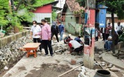 Komisi C Sidak Jalan Rusak Bibis Karah