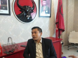 Fraksi PDI Perjuangan kembali menerima keluhan warga terkait layanan keseha