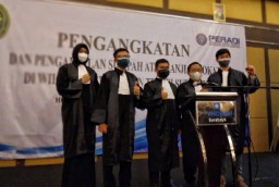 PERADI Surabaya Lantik 208 Advokat Dengan Prokes Ketat