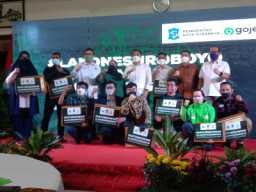 10 Lakone Suroboyo Terima Apresiasi Penghargaan Wali Kota Eri