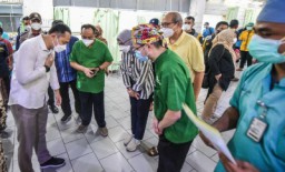 Wali Kota Eri Cahyadi Jenguk Korban Kecelakaan Wisata Kenjeran Park