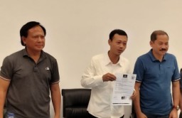 Sekretaris DPC Tegaskan Dukungan Untuk Lucy Sudah Mengikat
