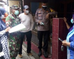 Bersama Stakeholder Babinsa Lakukan Tracing Kontak Erat