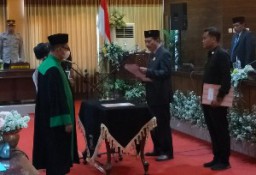 Pengucapan Sumpah Janji PAW Anggota DPRD Nganjuk Dari Partai Perindo
