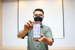Pemkot Surabaya Bikin Aplikasi Wasit Vaksin