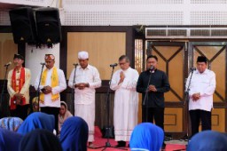 Silaturrahmi Walikota Eri Cahyadi Dengan Pendidik Agama di Surabaya