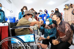 Sasar 901 Orang, Pemkot Surabaya bersama TP PKK Gelar Gebyar Vaksin Disabil