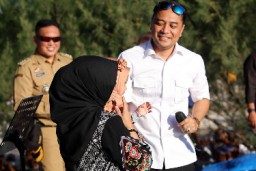 Kader Surabaya Hebat Nikmati Romokalisari Advenrure Land