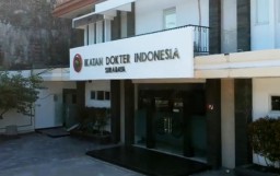 IDI Pastikan Video Dokter Viral di Surabaya Tidak Terkait Covid-19 dan Ekon