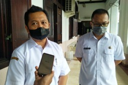 Pemkot Surabaya Data Ulang Pedagang TPS Pasar Turi