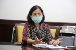 Guru Besar Unair Pastikan Kandungan Disinfektan di Bilik Sterilisasi Aman