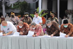 Wali Kota Eri Cahyadi Teken MoU dengan 15 Stake Holder