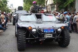 Pameran Alutsista TNI Ikut Ramaikan Tunjungan Romansa