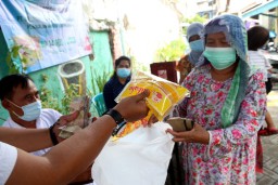 Pemkot Surabaya Pantau Harga Minyak Goreng di Ritel