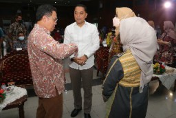 Pemkot Surabaya Libatkan Seluruh Elemen Tuntaskan TBC