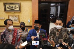 Screening di Akses Suramadu IKAMA Dukung Pemkot Surabaya