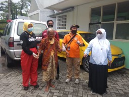 Nenek Yatimah Dirawat dan Tinggal di Griya Wreda