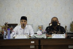 Wali Kota Eri Cahyadi Persilahkan Camat dan Lurah Berinovasi