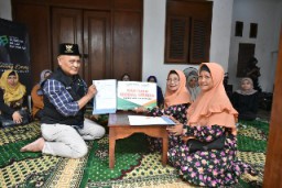Zakat ASN Pemkot Surabaya untuk Pemberdayaan UMKM
