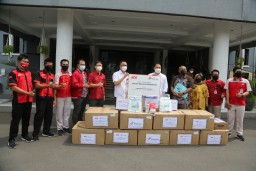 Pemkot Terima Bantuan Keempat Kalinya dari PT Ace Hadware Indonesia Tbk