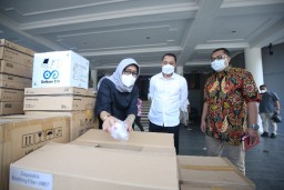 Pemkot Terima Bantuan GeNose C19, Bakal Dibawa Keliling Surabaya Demi Antis