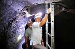 Cak Eri Cek Pengerjaan Crossing Saluran Hingga Masuk Ke Gorong-Gorong