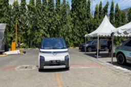 Coba Kendaraan Impian Di GIIAS Surabaya 2022