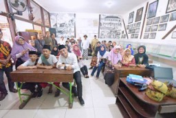 Walikota Eri Kembalikan Nama SDN Sulung