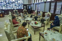 Pemkot Surabaya Bersama Kodam V/Brawijaya Siap Lakukan Vaksin Booster