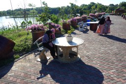 Yuk! Intip Spot Instagramable Terbaru di Bozem Medokan Sawah Surabaya