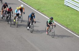 Pertama Kali dalam Sejarah, Pemkot Gelar Surabaya Race 2021 di Sirkuit GBT
