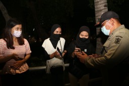 Ratusan Warga Terjaring Tim Swab Hunter
