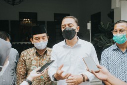 Wali Kota Eri Bertemu 10 Parpol Bahas Pembangunan Surabaya ke Depan