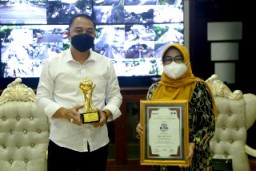 BUMD Pemkot Surabaya Kucurkan Pinjaman Modal Usaha untuk UMKM