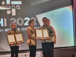 Walikota Eri Cahyadi Tiga Kali Raih Penghargaan Pemimpin Terpopuler