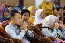 Walikota Eri Rekrut 140 Anak Disabilitas Bekerja Di Pemkot Surabaya