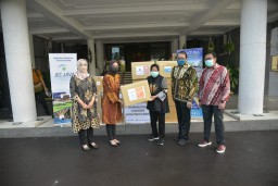 PT. Graha Mukti Indah Beri Bantuan 25 Ribu Masker Medis