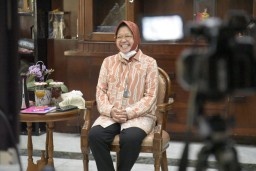 Risma Beberkan Suka Duka jadi Wali Kota