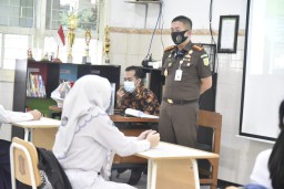 Pemkot Surabaya Tanamkan Nilai Anti Korupsi pada Pelajar