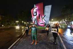 Kini Keliling di G-Walk Sosialisasi Prokes dan Perwali 67 Tahun 2020