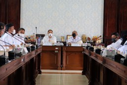 Wali Kota Eri Cahyadi Diskusi dengan Kepala Sekolah SMP