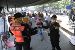 Wali Kota Eri Tambah Personel Nakes Jadi 500 Orang Per Hari