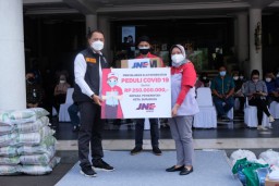 Wali Kota Eri Terima Bantuan dari Lima Perusahaan Sekaligus