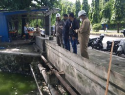 Pemkot Lakukan Uji Laboratorium Selidiki Ikan Mati di Waduk SIER